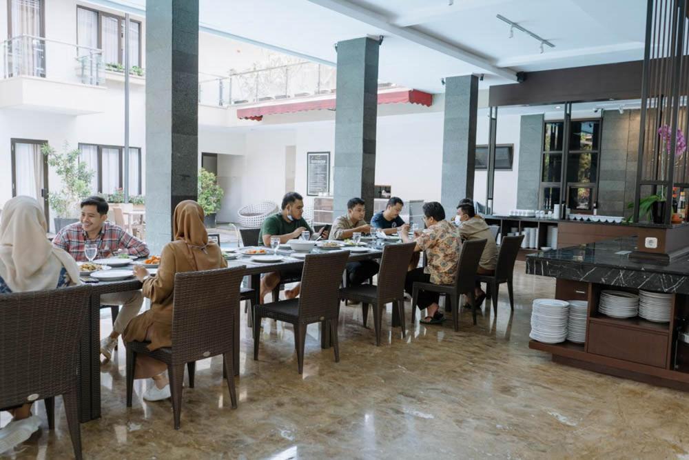Anugrah Hotel Sukabumi Dış mekan fotoğraf